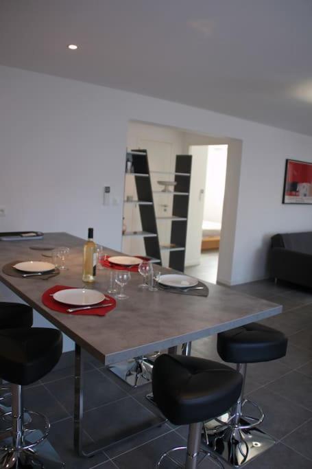 Appart Dans Maison 2 Km De La Plage Villeneuve-Loubet Exterior photo